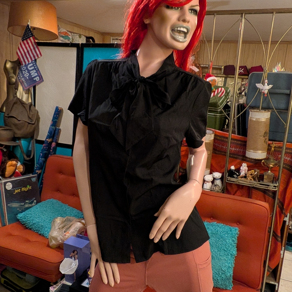 Elegant Black Women's Blouse with Bow Accent